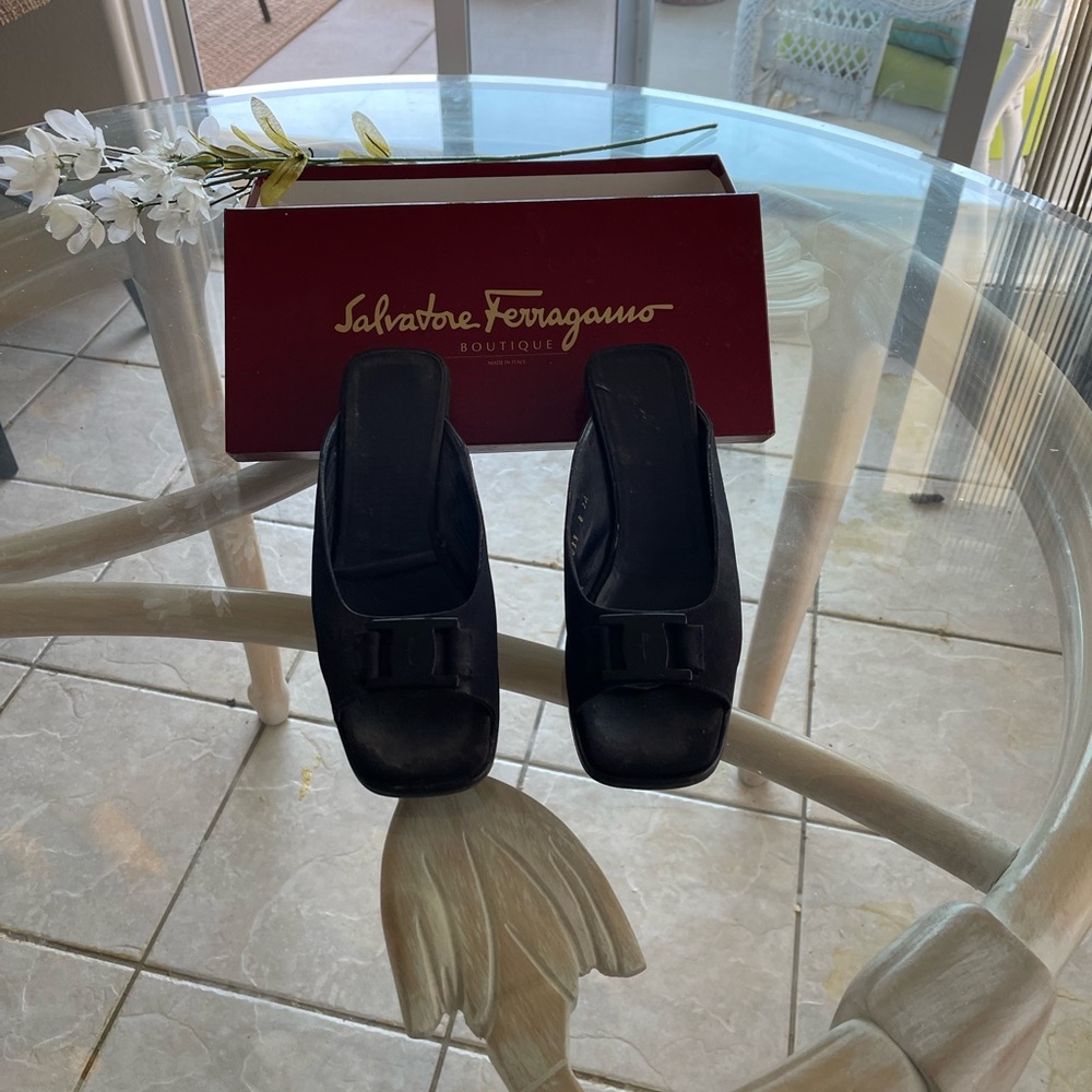 FINAL SALE $30